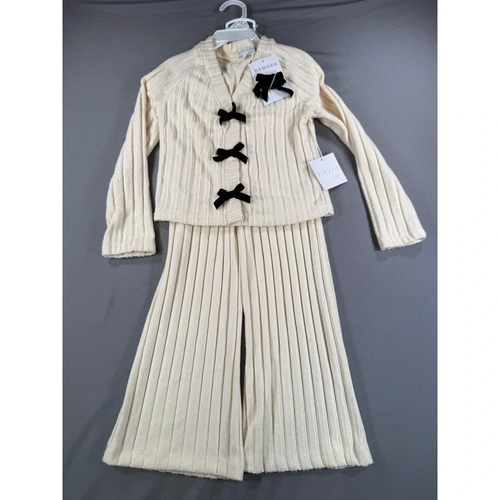 NWT Btween Girls Cream Ribbed Knit Cardigan and Pants Set with Bows Size 5